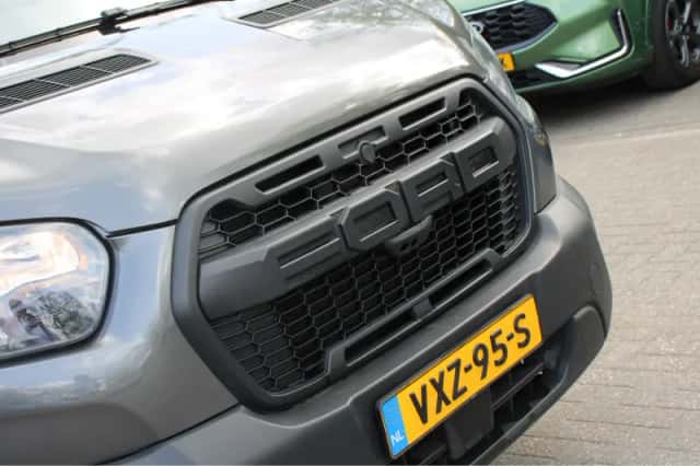 Ford Transit (2023) thumbnail 25
