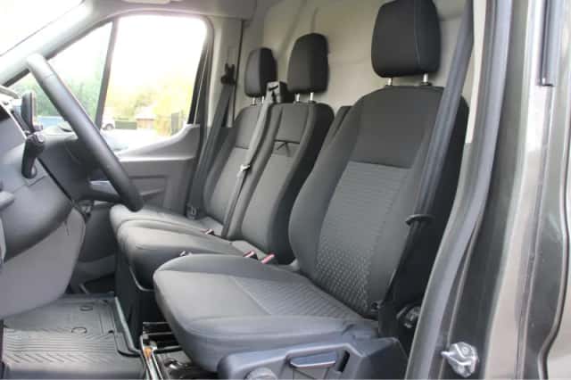 Ford Transit (2023) thumbnail 5