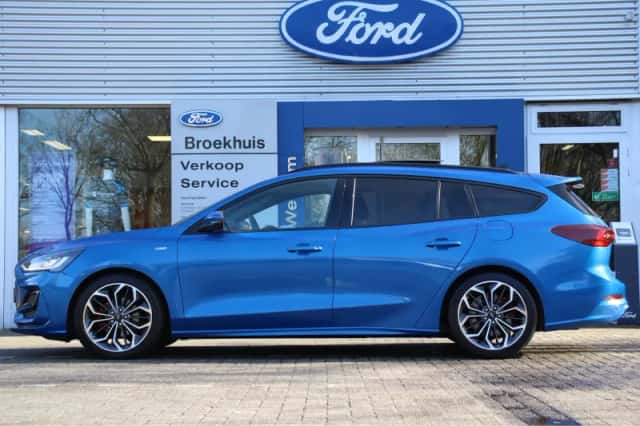 Ford Focus (2024) thumbnail 2