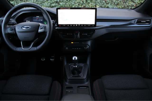 Ford Focus (2024) thumbnail 5