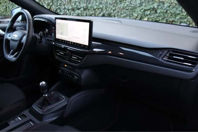 Ford Focus (2024) thumbnail 6