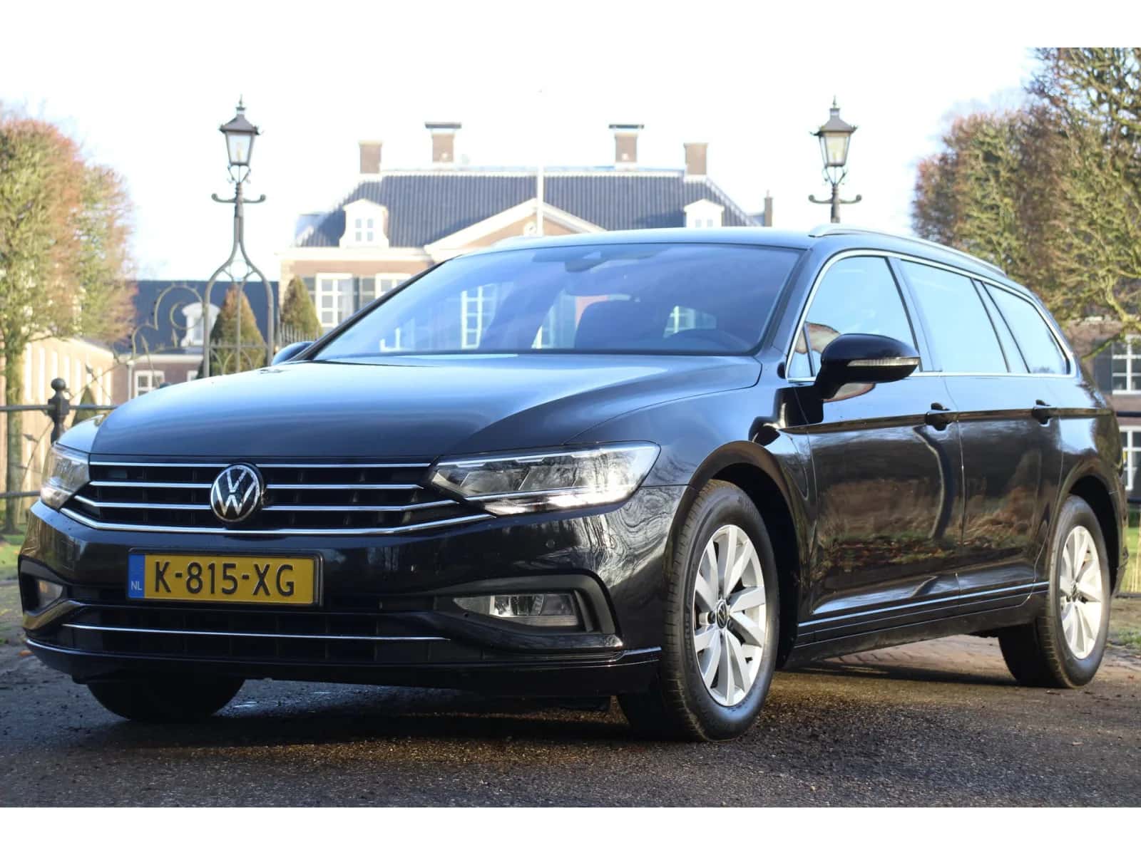Volkswagen Passat (2021) — foto 1