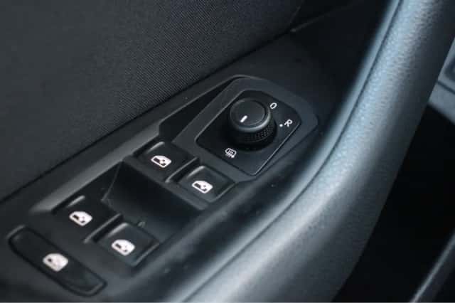 Volkswagen Passat (2021) thumbnail 14
