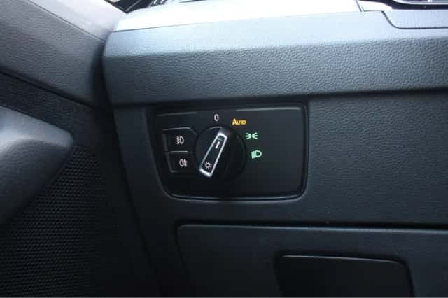 Volkswagen Passat (2021) thumbnail 15