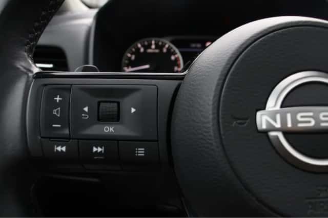 Nissan Qashqai (2023) thumbnail 14