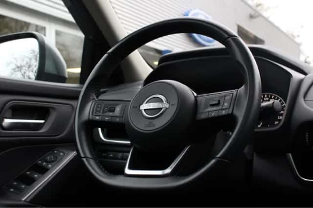 Nissan Qashqai (2023) thumbnail 4