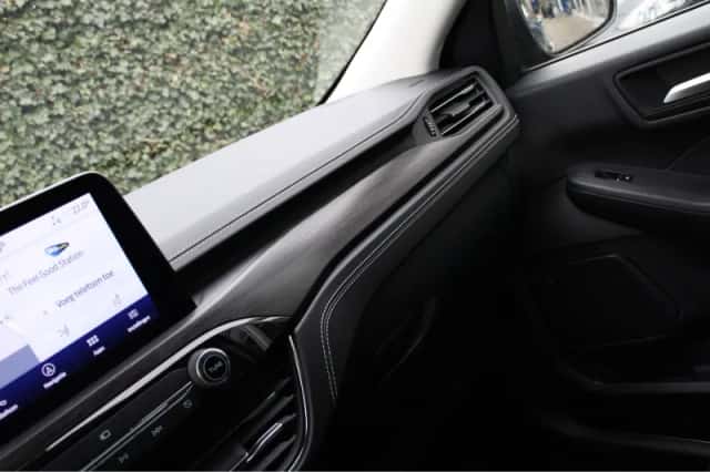 Ford Kuga (2021) thumbnail 28