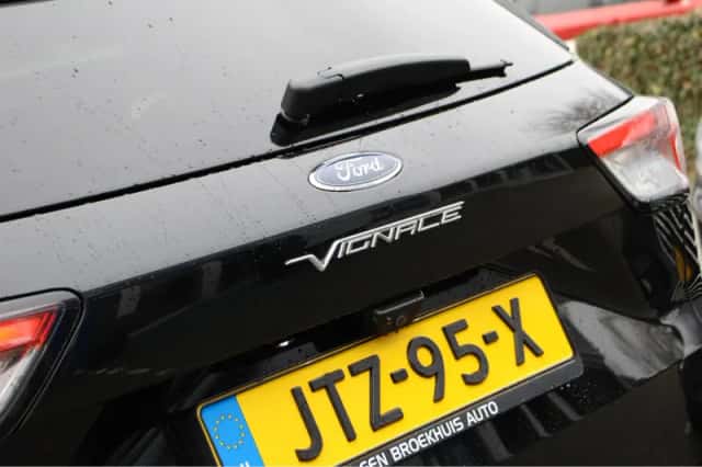 Ford Kuga (2021) thumbnail 39