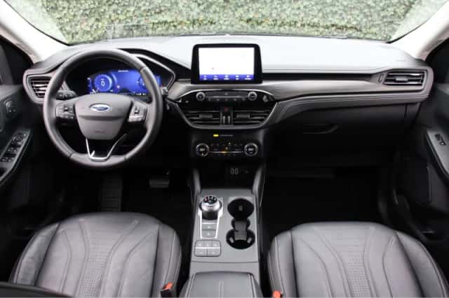Ford Kuga (2021) thumbnail 5