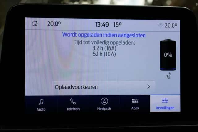 Ford Kuga (2022) thumbnail 17