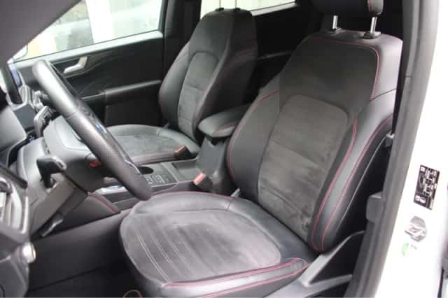 Ford Kuga (2022) thumbnail 35