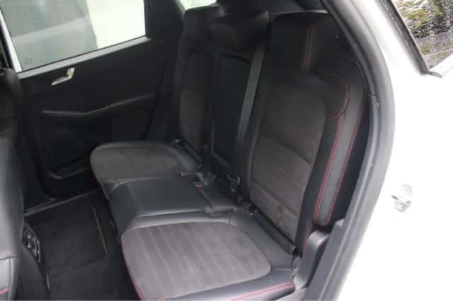 Ford Kuga (2022) thumbnail 36