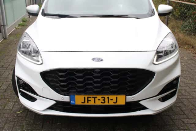 Ford Kuga (2022) thumbnail 43
