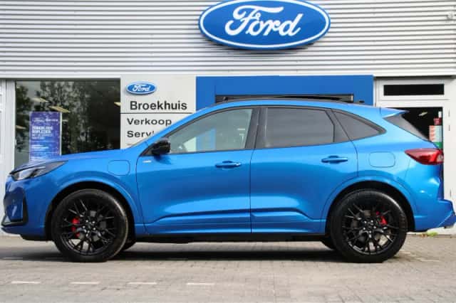 Ford Kuga (2026) thumbnail 2
