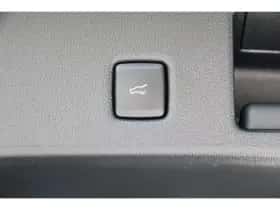 Ford Kuga (2026) thumbnail 17