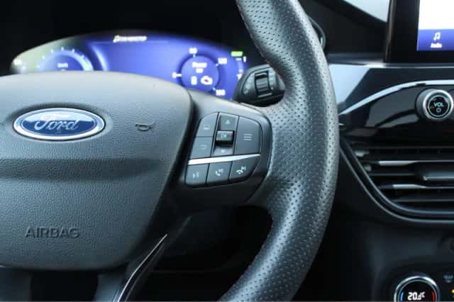 Ford Kuga (2021) thumbnail 13
