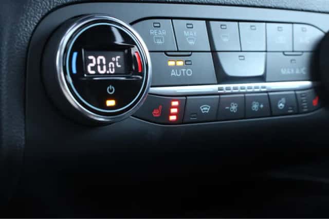 Ford Kuga (2021) thumbnail 26