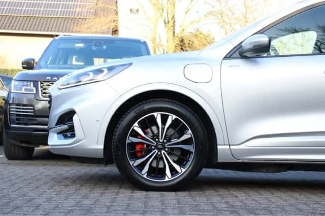Ford Kuga (2021) thumbnail 34