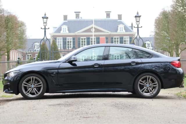 BMW 4-Serie (2021) thumbnail 2