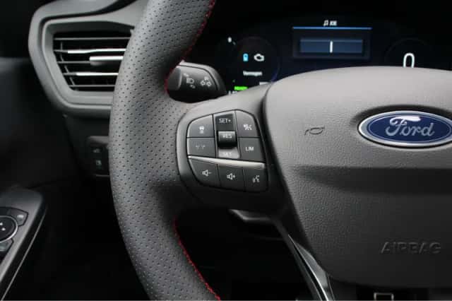 Ford Kuga (2026) thumbnail 12