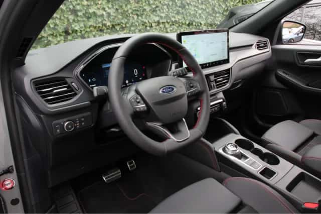 Ford Kuga (2026) thumbnail 4
