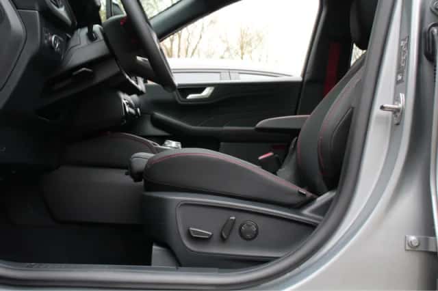 Ford Kuga (2026) thumbnail 9