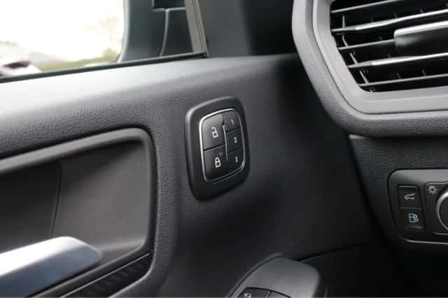 Ford Kuga (2026) thumbnail 10