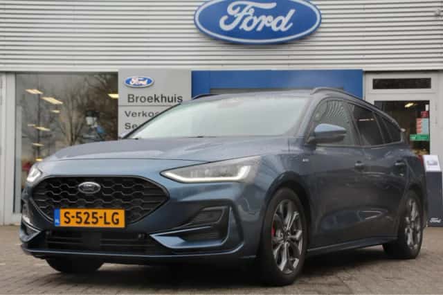 Ford Focus (2023) thumbnail 1