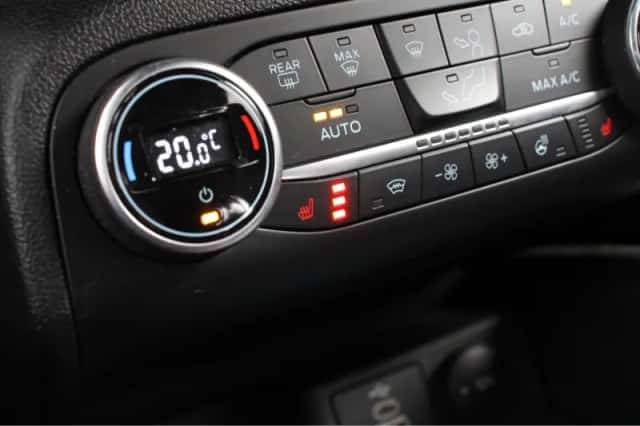 Ford Focus (2023) thumbnail 18