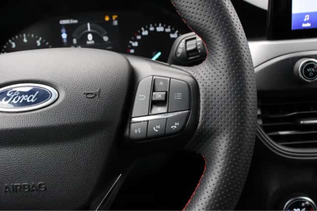 Ford Focus (2023) thumbnail 10