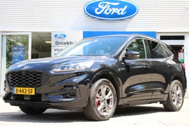 Ford Kuga (2023) thumbnail 1