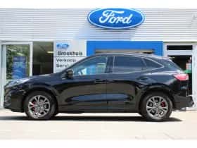 Ford Kuga (2023) thumbnail 2