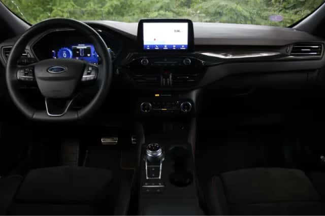Ford Kuga (2023) thumbnail 20