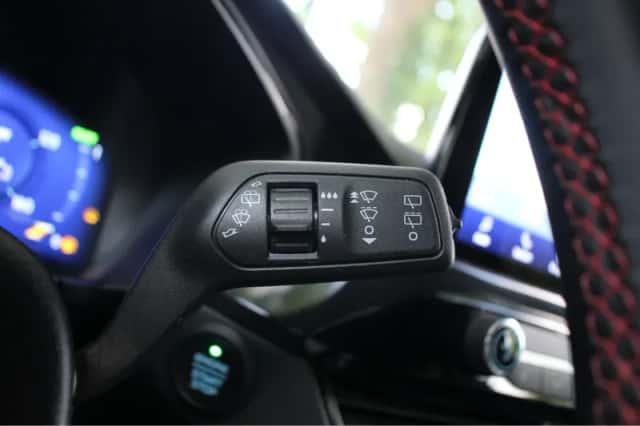Ford Kuga (2023) thumbnail 22