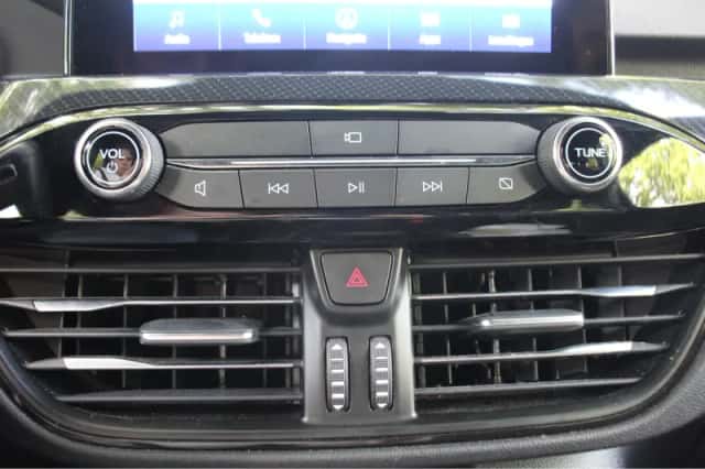 Ford Kuga (2023) thumbnail 30