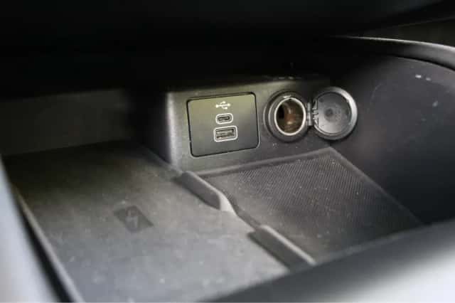 Ford Kuga (2023) thumbnail 31