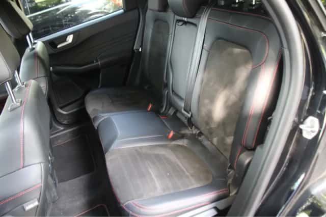 Ford Kuga (2023) thumbnail 36