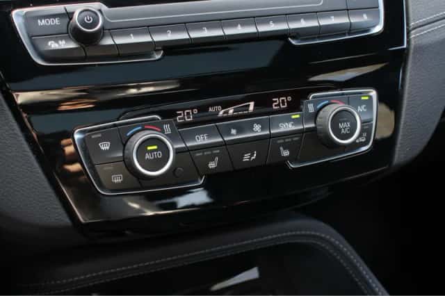 BMW X2 (2020) thumbnail 25