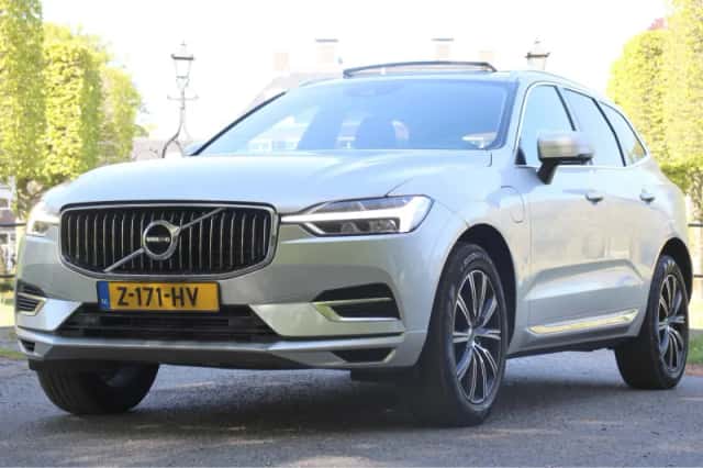 Volvo XC60 (2019) thumbnail 1