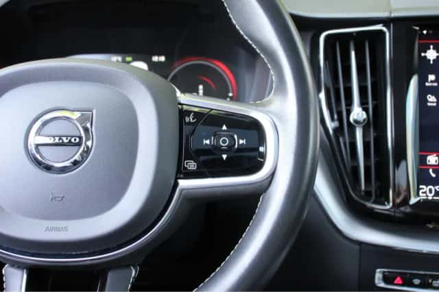 Volvo XC60 (2019) thumbnail 17
