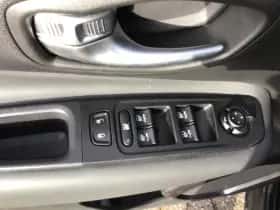 Jeep Renegade (2022) thumbnail 7