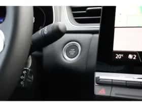 Renault Captur (2024) thumbnail 7