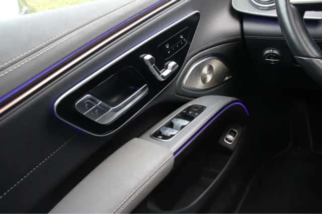 Mercedes-Benz EQS (2022) thumbnail 22