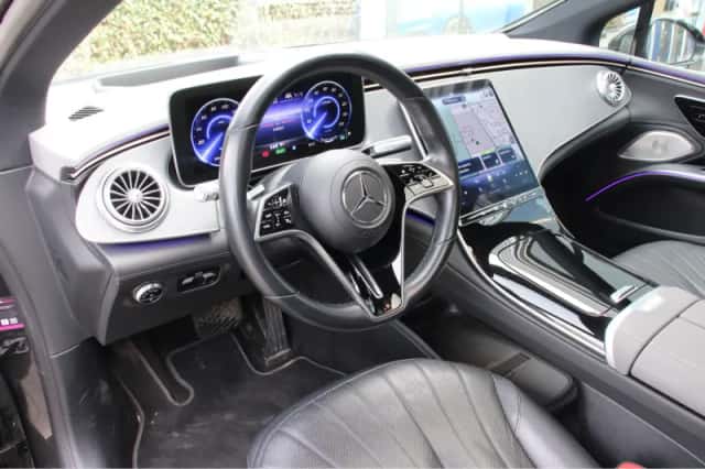 Mercedes-Benz EQS (2022) thumbnail 4