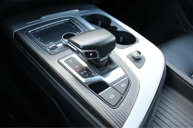 Audi Q7 (2016) thumbnail 11