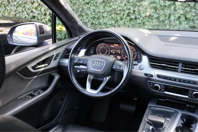 Audi Q7 (2016) thumbnail 14