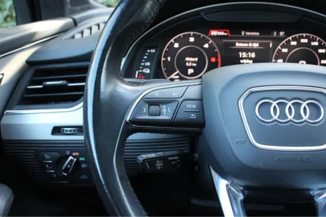 Audi Q7 (2016) thumbnail 15