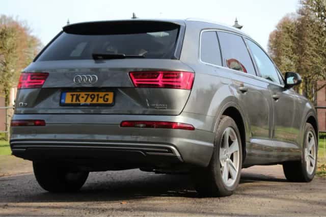 Audi Q7 (2016) thumbnail 3