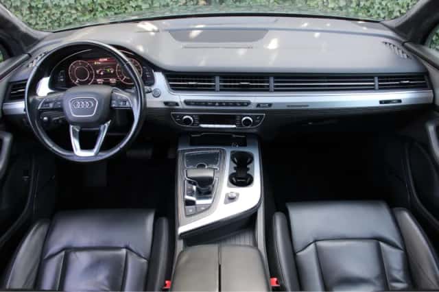 Audi Q7 (2016) thumbnail 5