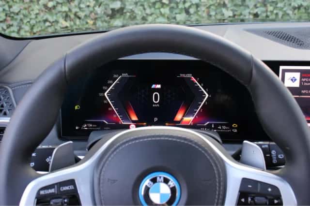 BMW X5 (2025) thumbnail 12